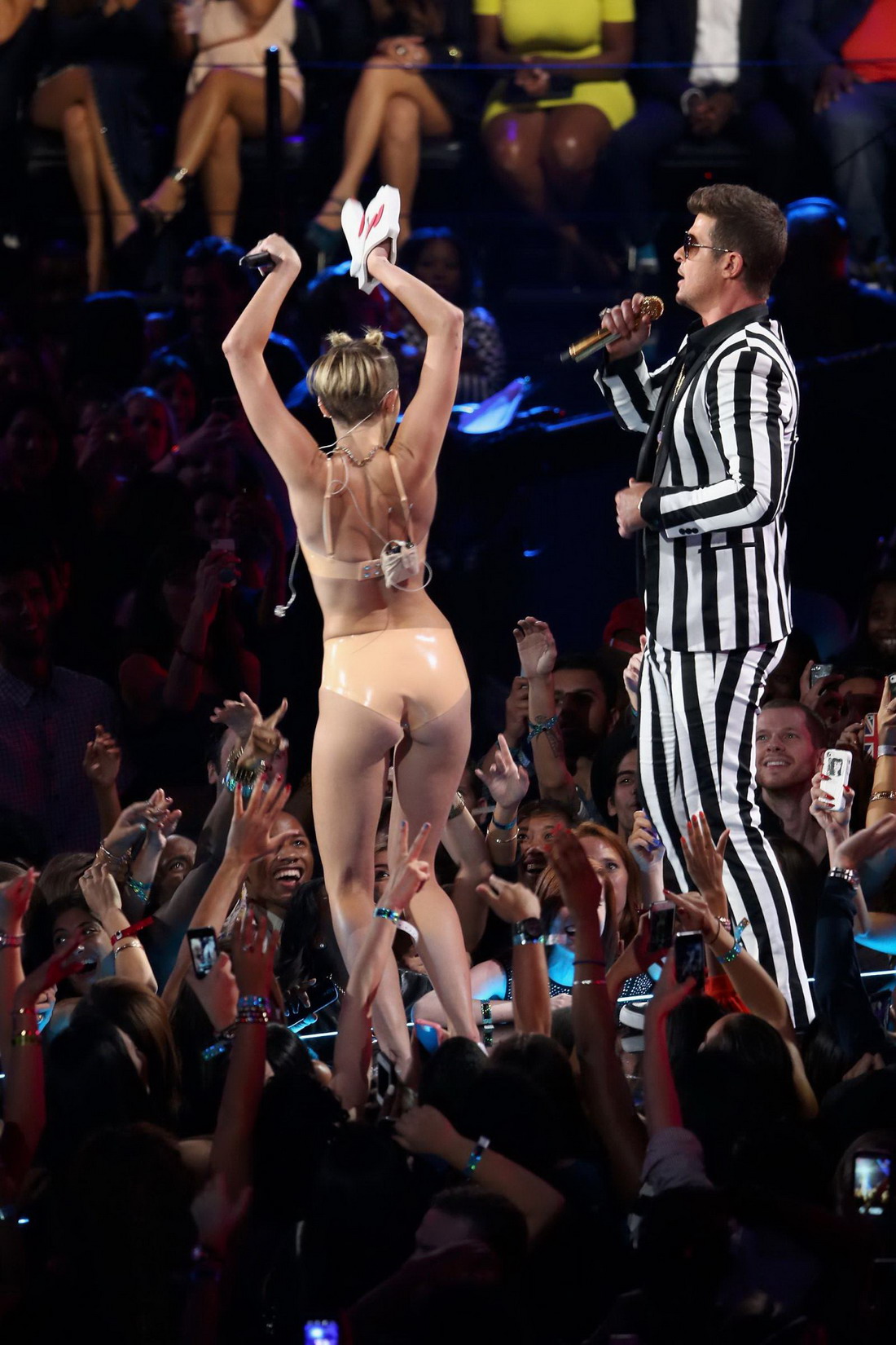 Miley Cyrus &ndash; 2013 MTV