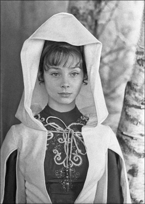 Известные советские актрисы "тогда и сейчас" (72 фото)